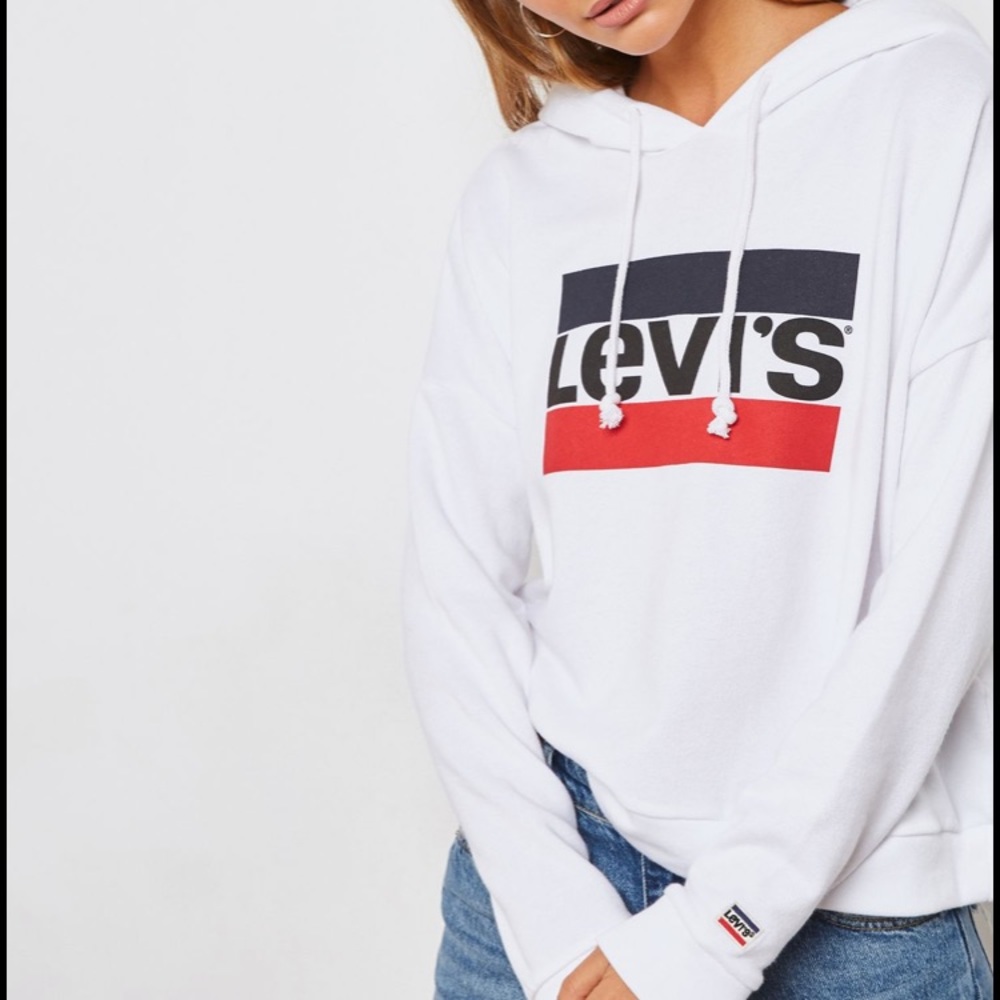 NWT Levi’s logo hoodie